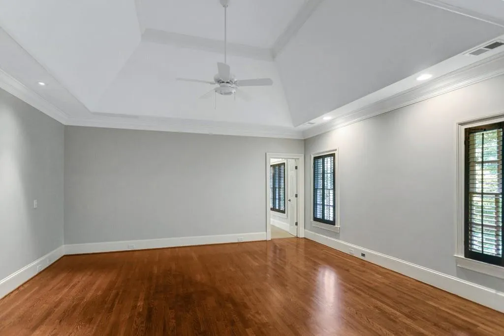 4970 Powers Ferry Road Nw, Sandy Springs, Georgia 30327, 6 Bedrooms Bedrooms, ,6 BathroomsBathrooms,Residential,Sold,4970 Powers Ferry Road Nw,6922150