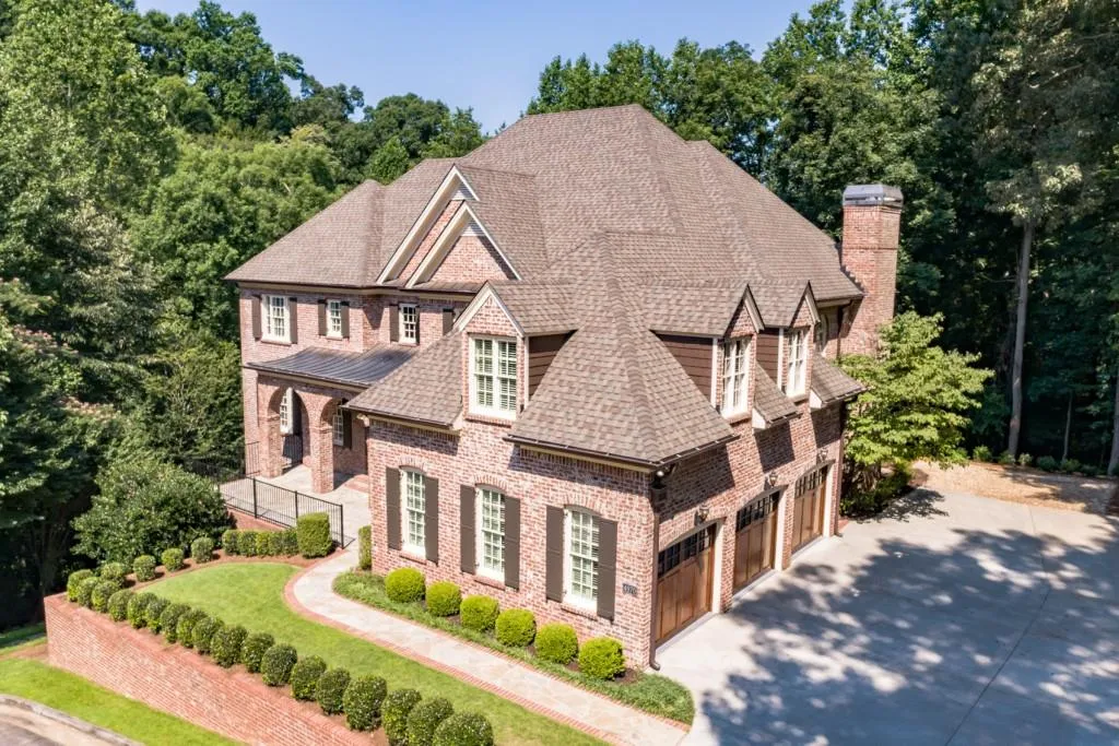 4970 Powers Ferry Road Nw, Sandy Springs, Georgia 30327, 6 Bedrooms Bedrooms, ,6 BathroomsBathrooms,Residential,Sold,4970 Powers Ferry Road Nw,6922150