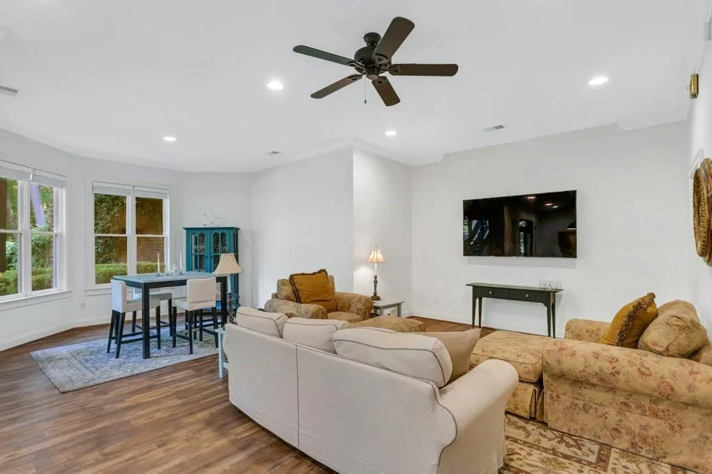 4970 Powers Ferry Road Nw, Sandy Springs, Georgia 30327, 6 Bedrooms Bedrooms, ,6 BathroomsBathrooms,Residential,Sold,4970 Powers Ferry Road Nw,6922150