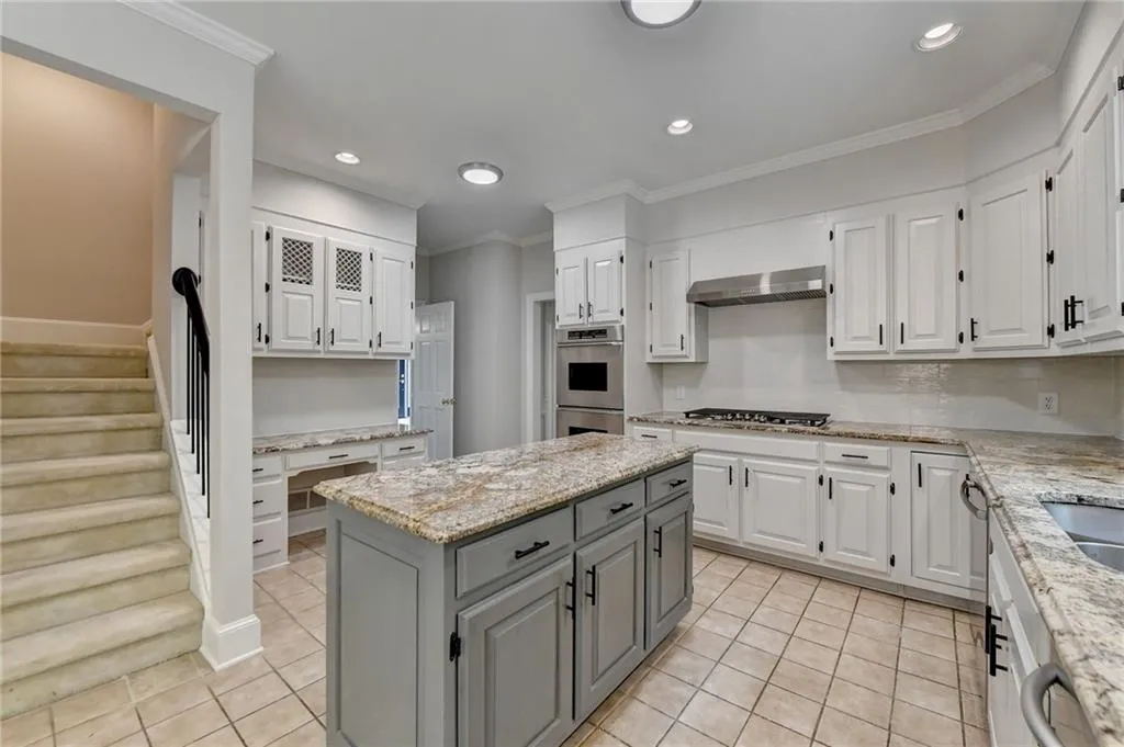 715 Bittersweet Trail, Atlanta, Georgia 30350, 6 Bedrooms Bedrooms, ,4 BathroomsBathrooms,Residential,Sold,715 Bittersweet Trail,7370877