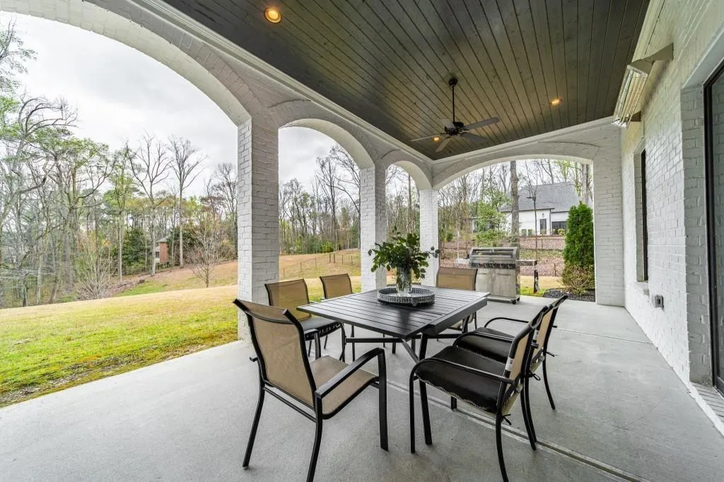 5720 Riverside Drive, Atlanta, Georgia 30327, 6 Bedrooms Bedrooms, 0 ,7 BathroomsBathrooms,Residential,For Sale,5720 Riverside Drive,7806142