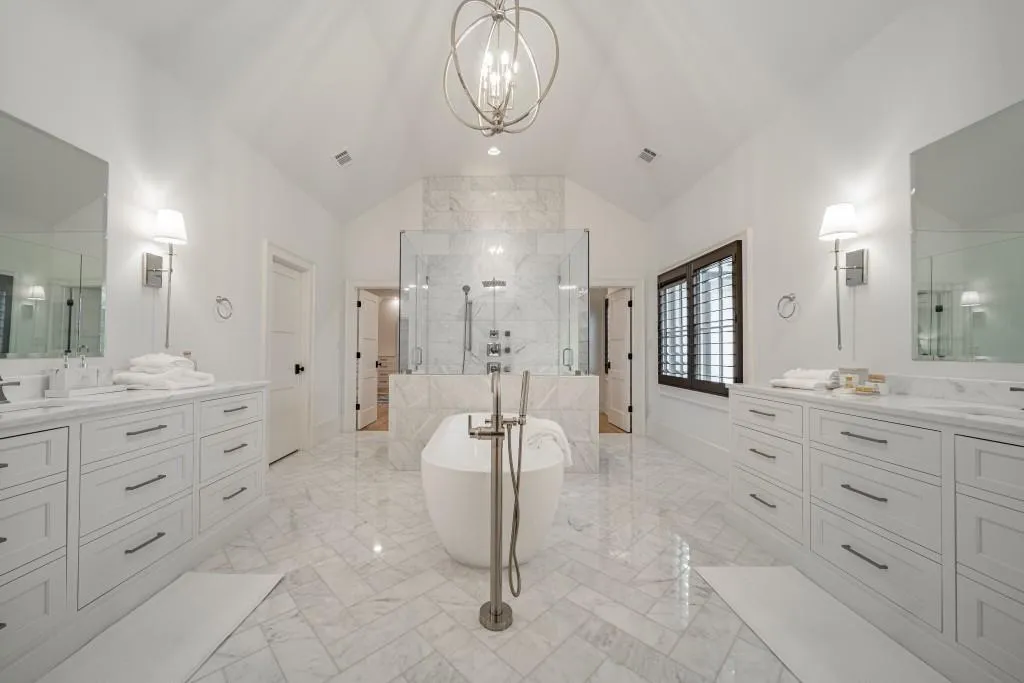 5720 Riverside Drive, Atlanta, Georgia 30327, 6 Bedrooms Bedrooms, 0 ,7 BathroomsBathrooms,Residential,For Sale,5720 Riverside Drive,7806142