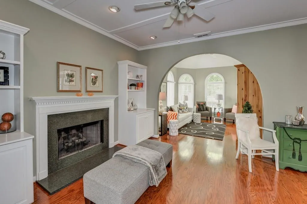 1056 Shady Valley Place, Brookhaven, Georgia 30324, 3 Bedrooms Bedrooms, ,2 BathroomsBathrooms,Residential,Sold,1056 Shady Valley Place,5914800