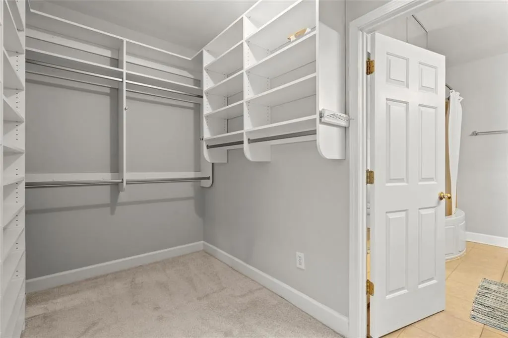 2865 Lenox Road Ne Unit 410, Atlanta, Georgia 30324, 2 Bedrooms Bedrooms, ,2 BathroomsBathrooms,Residential,For Sale,2865 Lenox Road Ne Unit 410,7520573