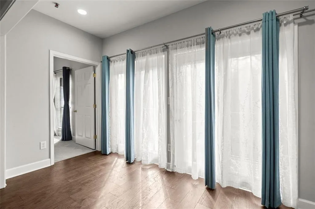 2865 Lenox Road Ne Unit 410, Atlanta, Georgia 30324, 2 Bedrooms Bedrooms, ,2 BathroomsBathrooms,Residential,For Sale,2865 Lenox Road Ne Unit 410,7520573