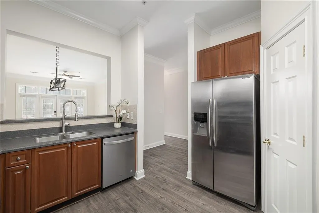 5415 Northland Drive Unit 101, Atlanta, Georgia 30342, 1 Bedroom Bedrooms, ,1 BathroomBathrooms,Residential,Sold,5415 Northland Drive Unit 101,7168772