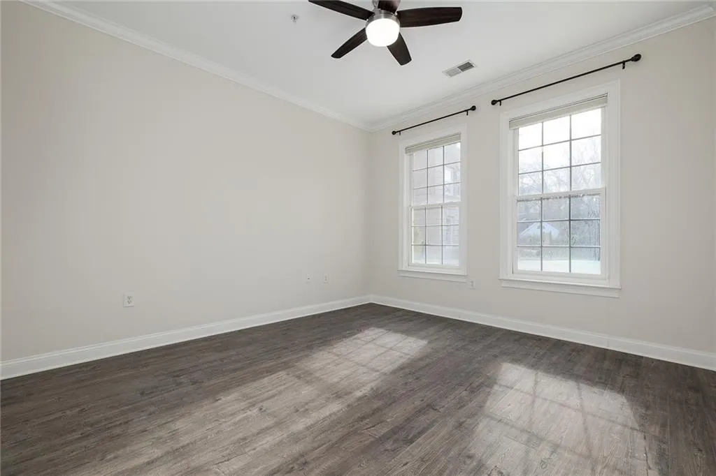 5415 Northland Drive Unit 101, Atlanta, Georgia 30342, 1 Bedroom Bedrooms, ,1 BathroomBathrooms,Residential,Sold,5415 Northland Drive Unit 101,7168772