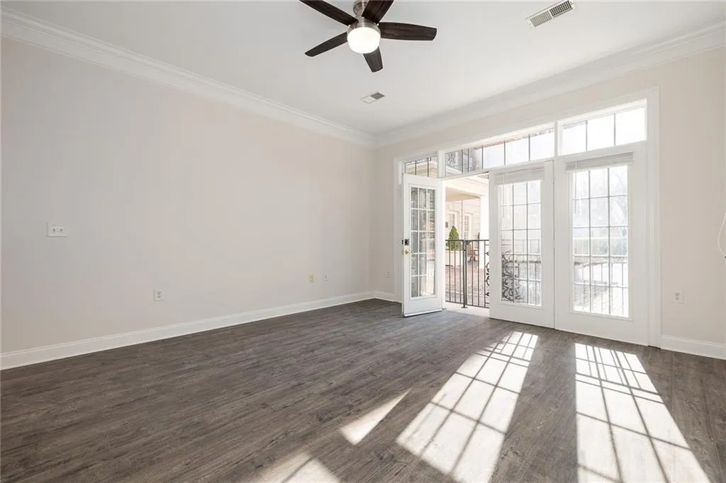 5415 Northland Drive Unit 101, Atlanta, Georgia 30342, 1 Bedroom Bedrooms, ,1 BathroomBathrooms,Residential,Sold,5415 Northland Drive Unit 101,7168772