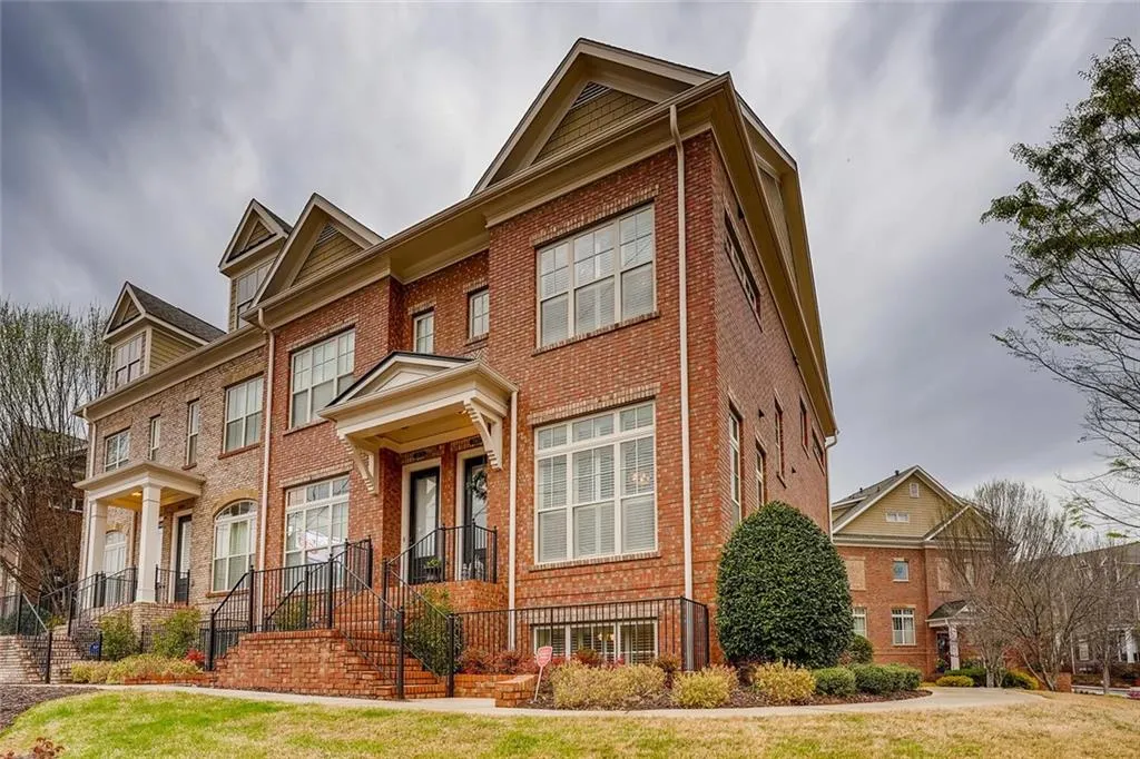 363 Alderwood Lane Unit 56, Sandy Springs, Georgia 30328, 4 Bedrooms Bedrooms, ,4 BathroomsBathrooms,Residential,Sold,363 Alderwood Lane Unit 56,6860823