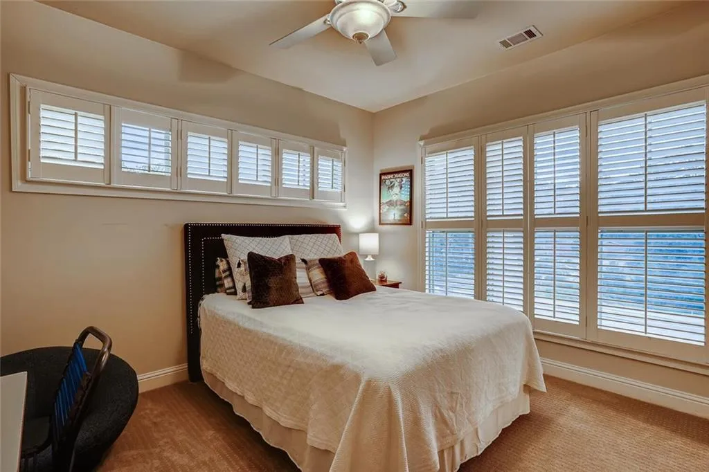 363 Alderwood Lane Unit 56, Sandy Springs, Georgia 30328, 4 Bedrooms Bedrooms, ,4 BathroomsBathrooms,Residential,Sold,363 Alderwood Lane Unit 56,6860823