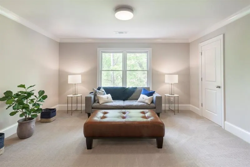 9970 Huntcliff Trace, Sandy Springs, Georgia 30350, 6 Bedrooms Bedrooms, ,5 BathroomsBathrooms,Residential,Sold,9970 Huntcliff Trace,6893621