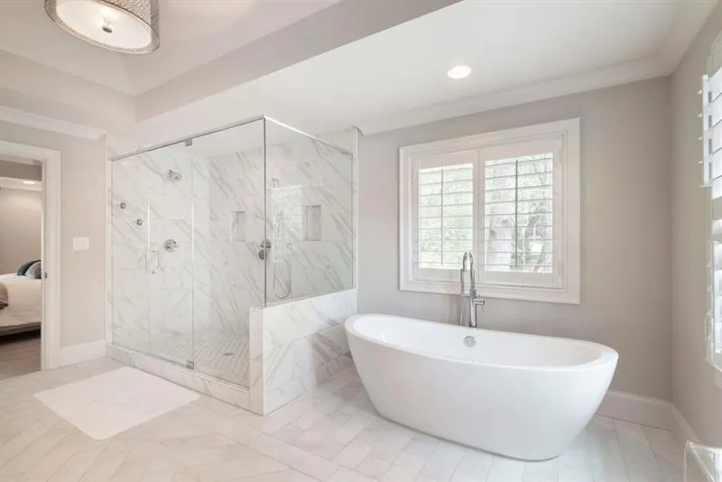 9970 Huntcliff Trace, Sandy Springs, Georgia 30350, 6 Bedrooms Bedrooms, ,5 BathroomsBathrooms,Residential,Sold,9970 Huntcliff Trace,6893621