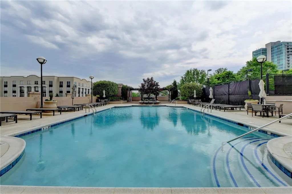 325 E Paces Ferry Road Ne Unit 710, Atlanta, Georgia 30305, 1 Bedroom Bedrooms, ,1 BathroomBathrooms,Residential,For Sale,325 E Paces Ferry Road Ne Unit 710,7628810