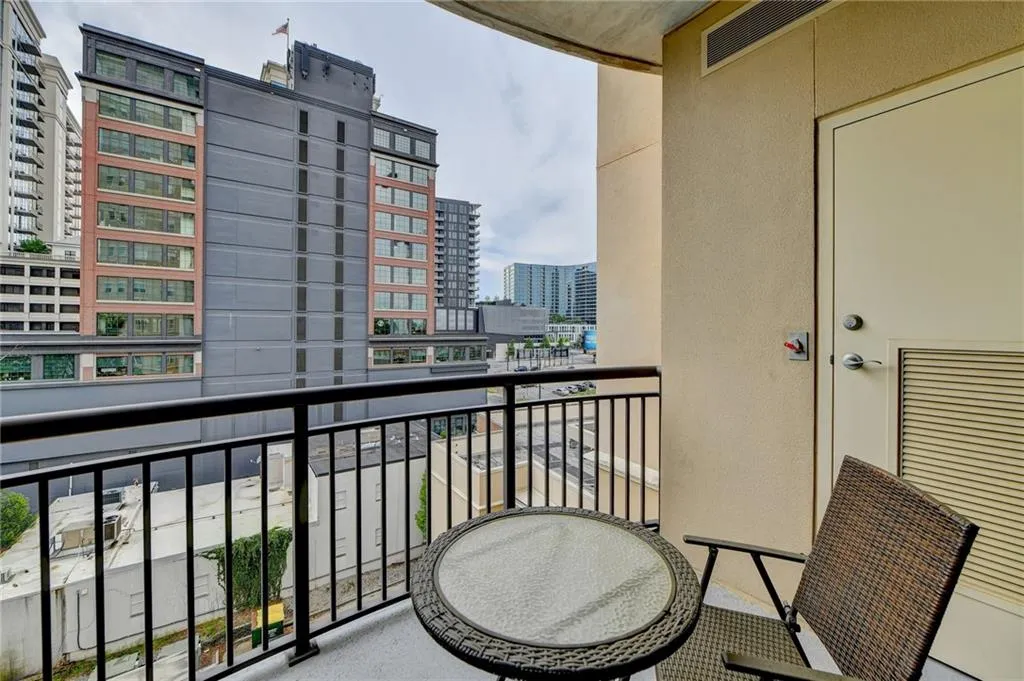 325 E Paces Ferry Road Ne Unit 710, Atlanta, Georgia 30305, 1 Bedroom Bedrooms, ,1 BathroomBathrooms,Residential,For Sale,325 E Paces Ferry Road Ne Unit 710,7628810