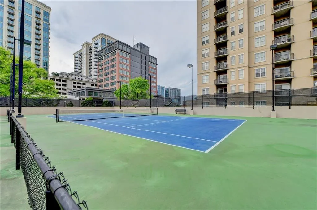 325 E Paces Ferry Road Ne Unit 710, Atlanta, Georgia 30305, 1 Bedroom Bedrooms, ,1 BathroomBathrooms,Residential,For Sale,325 E Paces Ferry Road Ne Unit 710,7628810