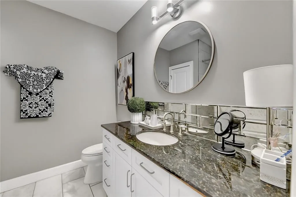 325 E Paces Ferry Road Ne Unit 710, Atlanta, Georgia 30305, 1 Bedroom Bedrooms, ,1 BathroomBathrooms,Residential,For Sale,325 E Paces Ferry Road Ne Unit 710,7628810