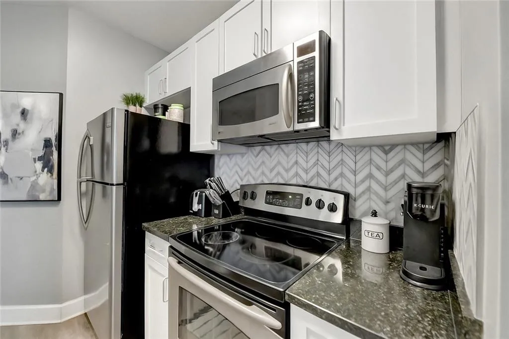 325 E Paces Ferry Road Ne Unit 710, Atlanta, Georgia 30305, 1 Bedroom Bedrooms, ,1 BathroomBathrooms,Residential,For Sale,325 E Paces Ferry Road Ne Unit 710,7628810