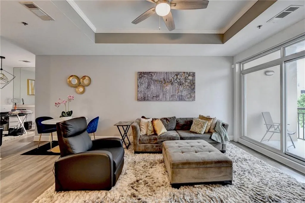 325 E Paces Ferry Road Ne Unit 710, Atlanta, Georgia 30305, 1 Bedroom Bedrooms, ,1 BathroomBathrooms,Residential,For Sale,325 E Paces Ferry Road Ne Unit 710,7628810