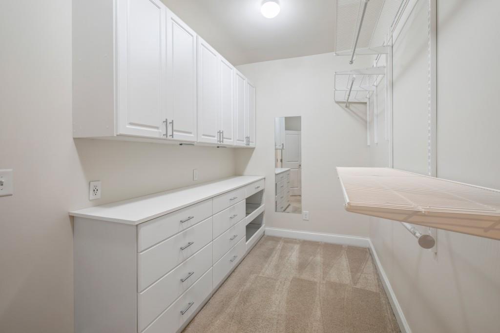 130 Austin Drive, Atlanta, Georgia 30328, 4 Bedrooms Bedrooms, ,2 BathroomsBathrooms,Residential,Sold,130 Austin Drive,7269239