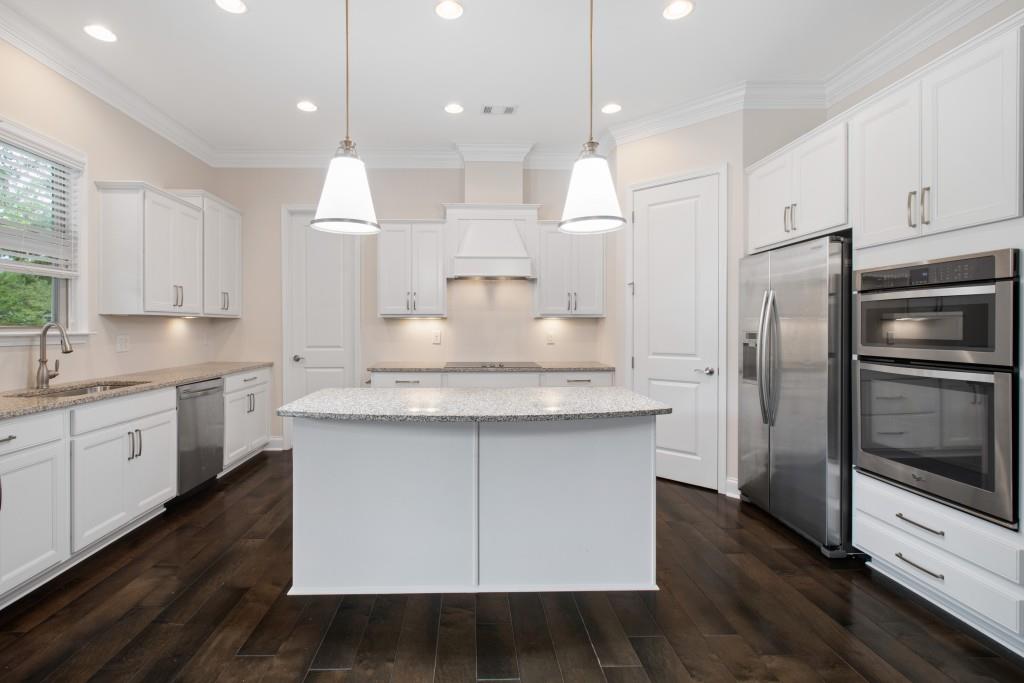 130 Austin Drive, Atlanta, Georgia 30328, 4 Bedrooms Bedrooms, ,2 BathroomsBathrooms,Residential,Sold,130 Austin Drive,7269239