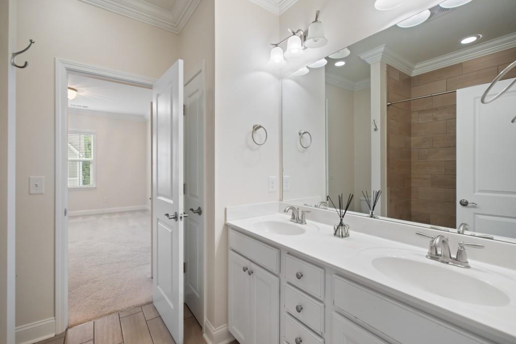 130 Austin Drive, Atlanta, Georgia 30328, 4 Bedrooms Bedrooms, ,2 BathroomsBathrooms,Residential,Sold,130 Austin Drive,7269239