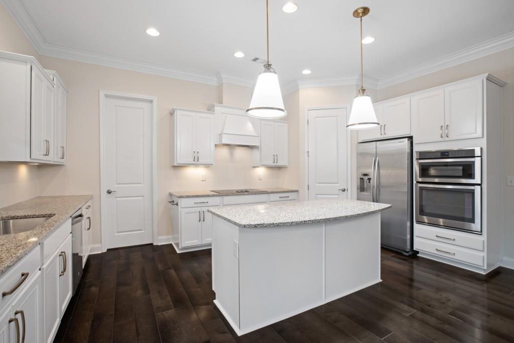 130 Austin Drive, Atlanta, Georgia 30328, 4 Bedrooms Bedrooms, ,2 BathroomsBathrooms,Residential,Sold,130 Austin Drive,7269239