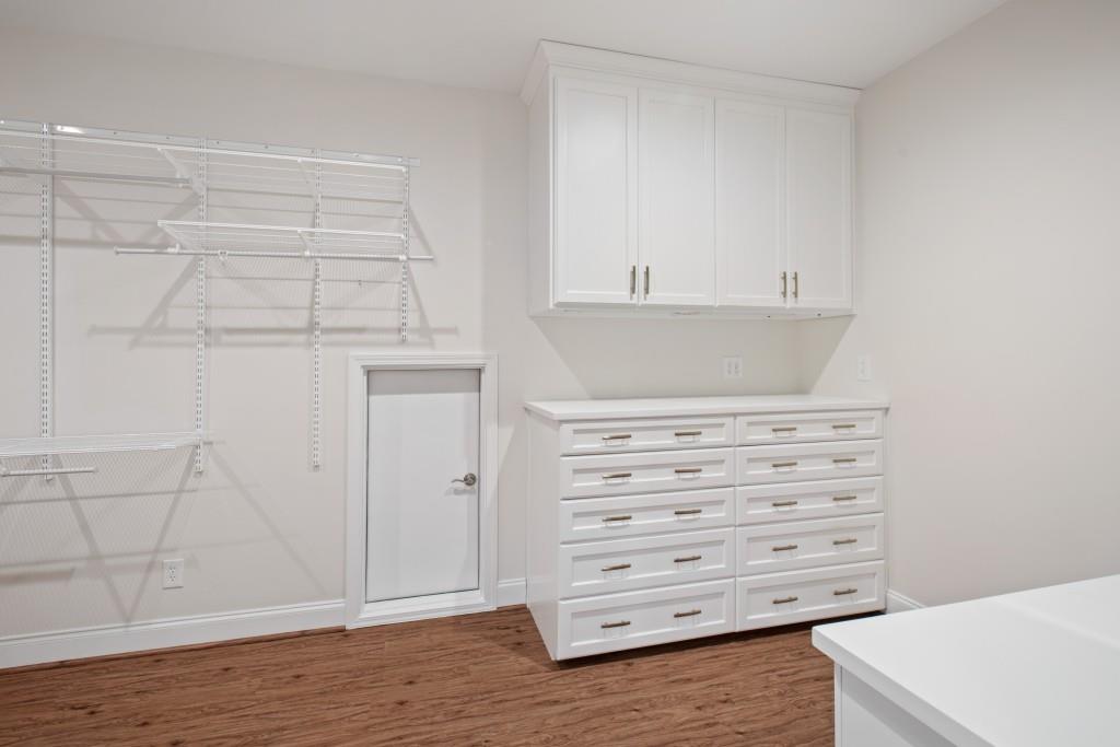 130 Austin Drive, Atlanta, Georgia 30328, 4 Bedrooms Bedrooms, ,2 BathroomsBathrooms,Residential,Sold,130 Austin Drive,7269239