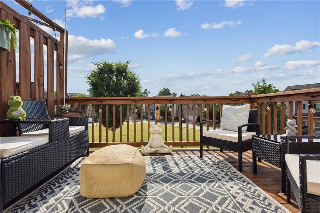 7540 Stoneridge Drive, Sandy Springs, Georgia 30328, 3 Bedrooms Bedrooms, ,3 BathroomsBathrooms,Residential,Sold,7540 Stoneridge Drive,7065125