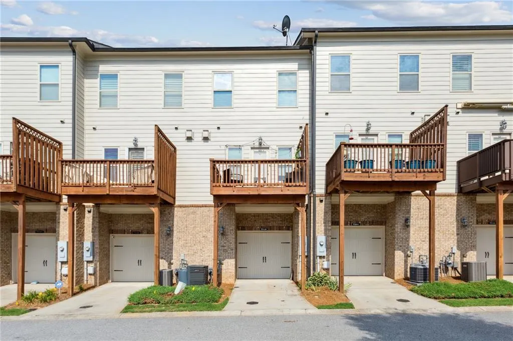 7540 Stoneridge Drive, Sandy Springs, Georgia 30328, 3 Bedrooms Bedrooms, ,3 BathroomsBathrooms,Residential,Sold,7540 Stoneridge Drive,7065125