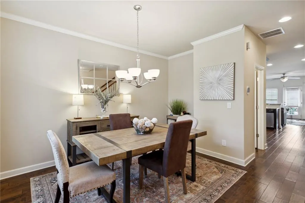 7540 Stoneridge Drive, Sandy Springs, Georgia 30328, 3 Bedrooms Bedrooms, ,3 BathroomsBathrooms,Residential,Sold,7540 Stoneridge Drive,7065125