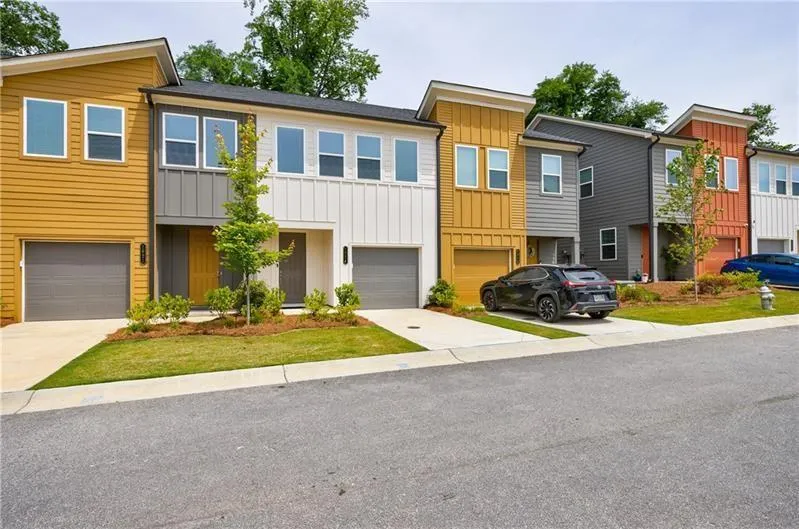 1624 Gunnin Trace Nw, Atlanta, Georgia 30318, 3 Bedrooms Bedrooms, ,2 BathroomsBathrooms,Residential,For Sale,1624 Gunnin Trace Nw,7580032