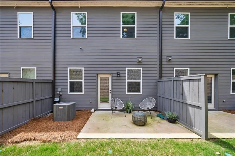 1624 Gunnin Trace Nw, Atlanta, Georgia 30318, 3 Bedrooms Bedrooms, ,2 BathroomsBathrooms,Residential,For Sale,1624 Gunnin Trace Nw,7580032