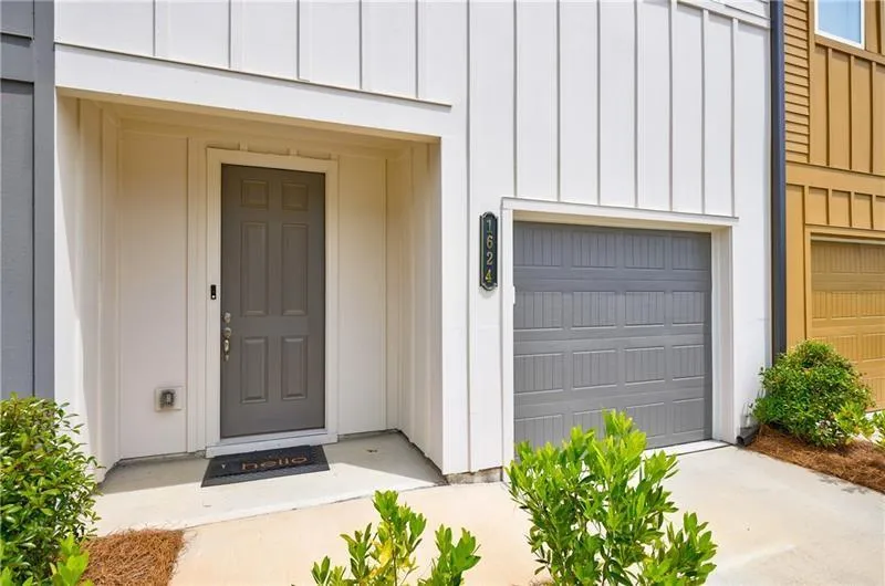 1624 Gunnin Trace Nw, Atlanta, Georgia 30318, 3 Bedrooms Bedrooms, ,2 BathroomsBathrooms,Residential,For Sale,1624 Gunnin Trace Nw,7580032
