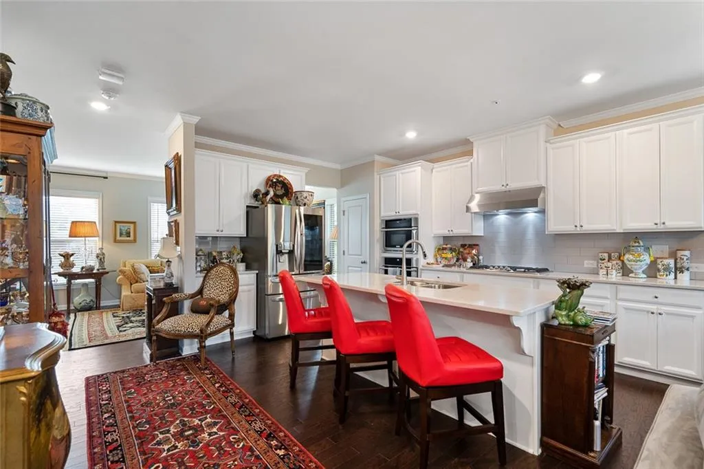 354 Provenance Drive, Sandy Springs, Georgia 30328, 4 Bedrooms Bedrooms, ,3 BathroomsBathrooms,Residential,Sold,354 Provenance Drive,6887590