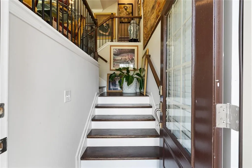 354 Provenance Drive, Sandy Springs, Georgia 30328, 4 Bedrooms Bedrooms, ,3 BathroomsBathrooms,Residential,Sold,354 Provenance Drive,6887590