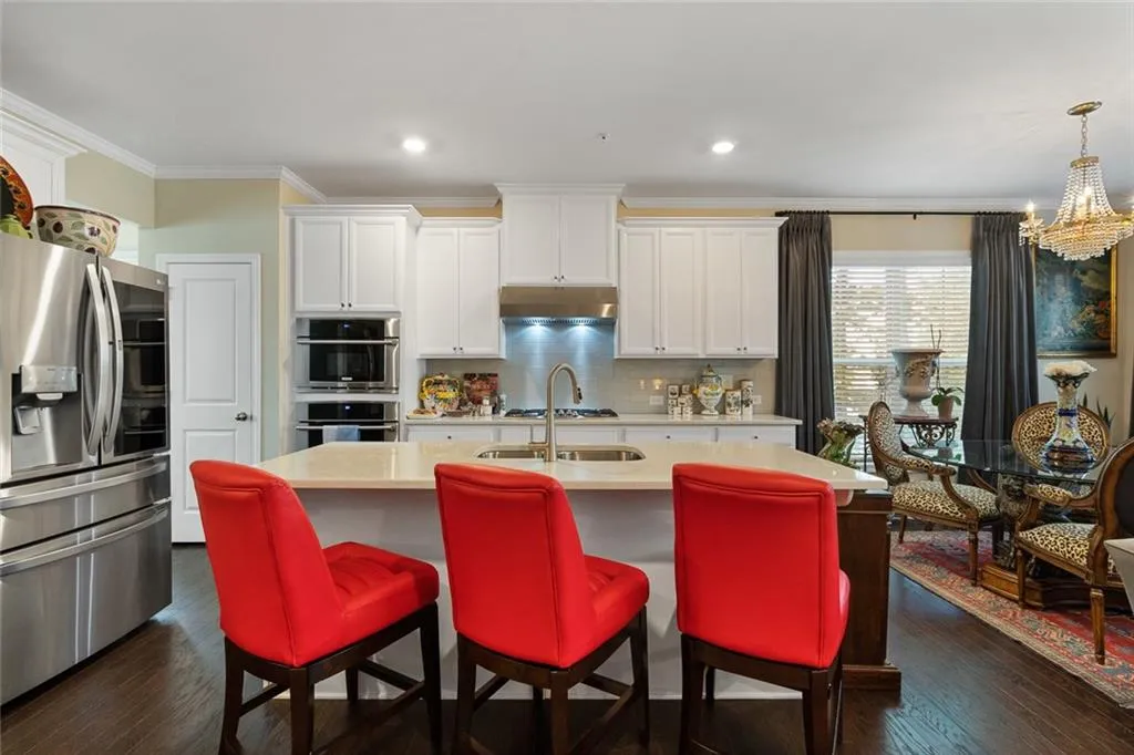354 Provenance Drive, Sandy Springs, Georgia 30328, 4 Bedrooms Bedrooms, ,3 BathroomsBathrooms,Residential,Sold,354 Provenance Drive,6887590