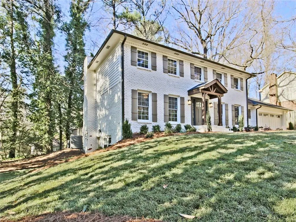 3962 Chesson Court Ne, Brookhaven, Georgia 30319, 4 Bedrooms Bedrooms, ,2 BathroomsBathrooms,Residential,Sold,3962 Chesson Court Ne,5780368