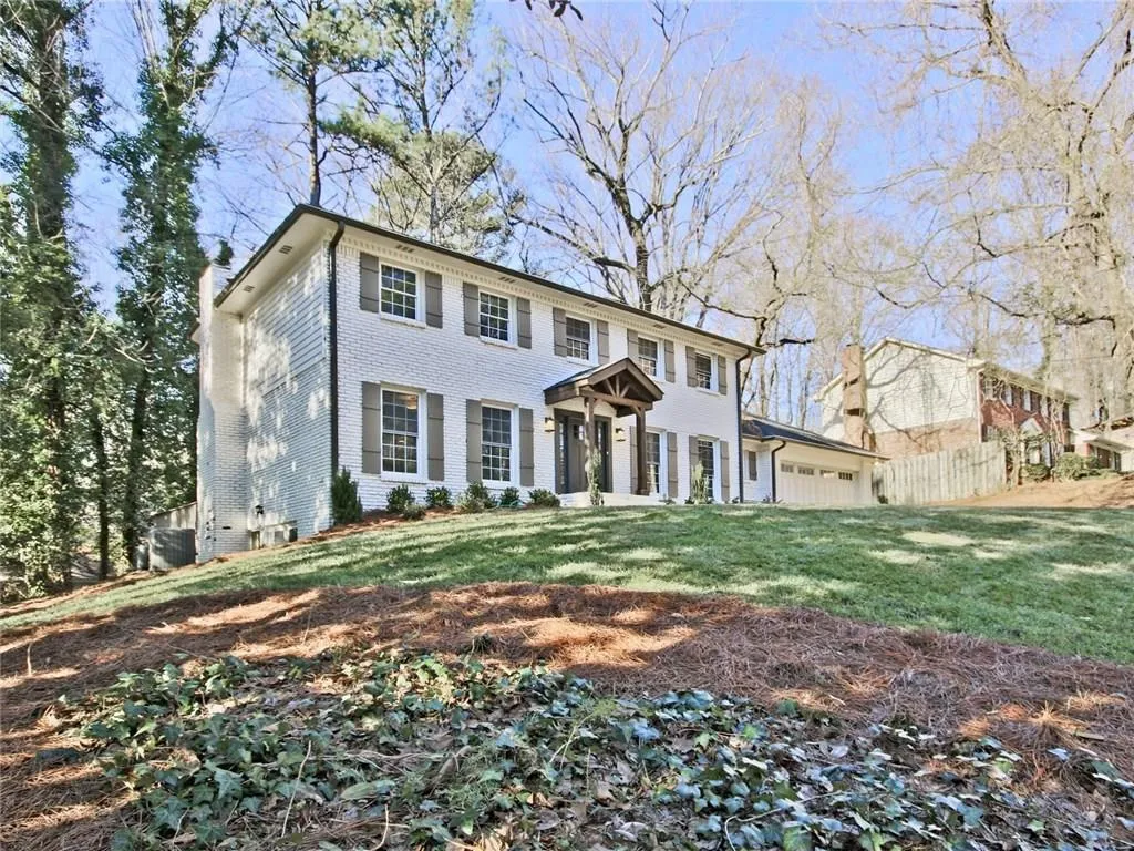 3962 Chesson Court Ne, Brookhaven, Georgia 30319, 4 Bedrooms Bedrooms, ,2 BathroomsBathrooms,Residential,Sold,3962 Chesson Court Ne,5780368