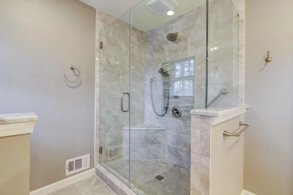 5825 Riverwood Drive Nw, Atlanta, Georgia 30328, 4 Bedrooms Bedrooms, ,3 BathroomsBathrooms,Residential,Sold,5825 Riverwood Drive Nw,6127021