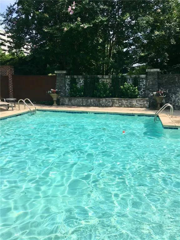 1187 Glenridge Place Ne, Atlanta, Georgia 30342, 3 Bedrooms Bedrooms, ,2 BathroomsBathrooms,Residential,Sold,1187 Glenridge Place Ne,6025801