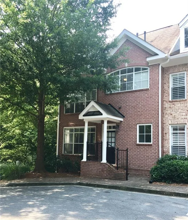 1187 Glenridge Place Ne, Atlanta, Georgia 30342, 3 Bedrooms Bedrooms, ,2 BathroomsBathrooms,Residential,Sold,1187 Glenridge Place Ne,6025801