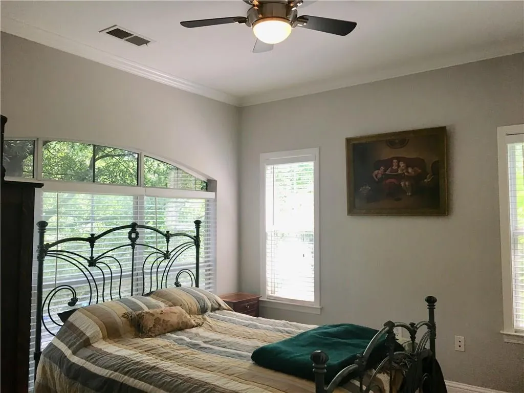 1187 Glenridge Place Ne, Atlanta, Georgia 30342, 3 Bedrooms Bedrooms, ,2 BathroomsBathrooms,Residential,Sold,1187 Glenridge Place Ne,6025801