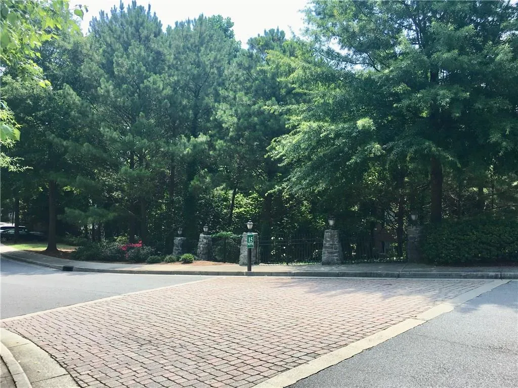 1187 Glenridge Place Ne, Atlanta, Georgia 30342, 3 Bedrooms Bedrooms, ,2 BathroomsBathrooms,Residential,Sold,1187 Glenridge Place Ne,6025801