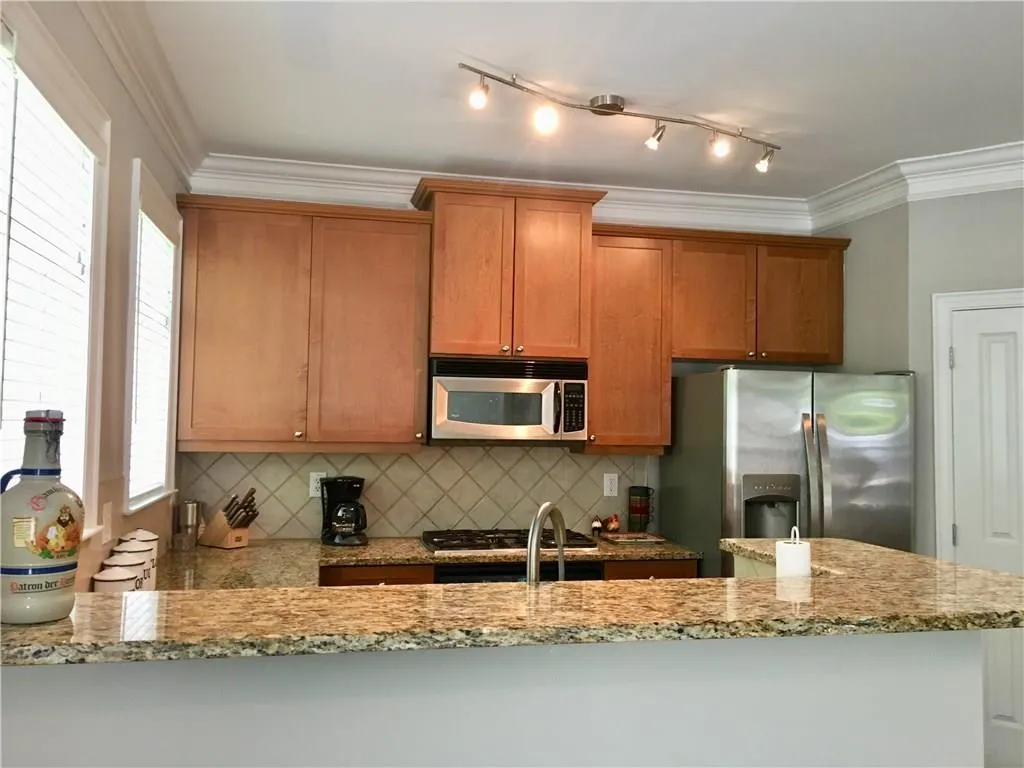 1187 Glenridge Place Ne, Atlanta, Georgia 30342, 3 Bedrooms Bedrooms, ,2 BathroomsBathrooms,Residential,Sold,1187 Glenridge Place Ne,6025801