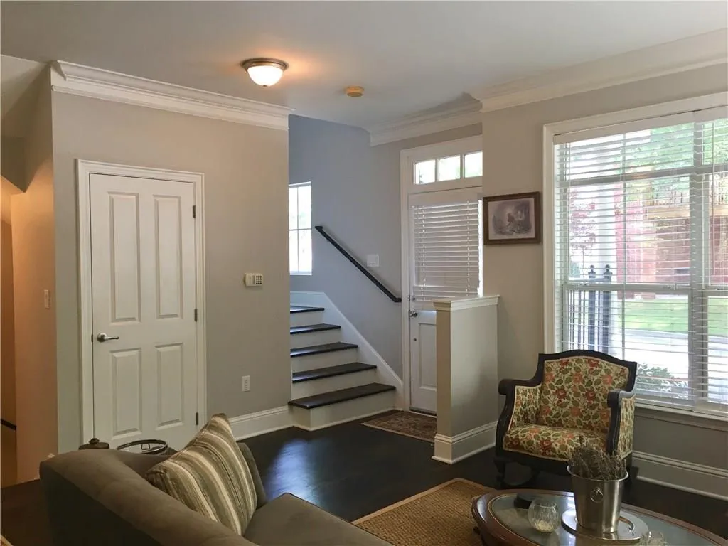 1187 Glenridge Place Ne, Atlanta, Georgia 30342, 3 Bedrooms Bedrooms, ,2 BathroomsBathrooms,Residential,Sold,1187 Glenridge Place Ne,6025801