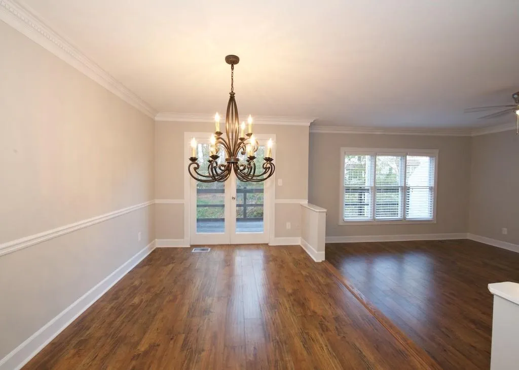 28 Huntington Place Drive, Sandy Springs, Georgia 30350, 3 Bedrooms Bedrooms, ,2 BathroomsBathrooms,Residential,Sold,28 Huntington Place Drive,5934309