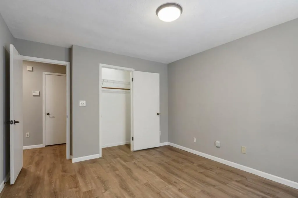 1310 Natchez Trace, Sandy Springs, Georgia 30350, 2 Bedrooms Bedrooms, ,1 BathroomBathrooms,Residential,Sold,1310 Natchez Trace,6877142