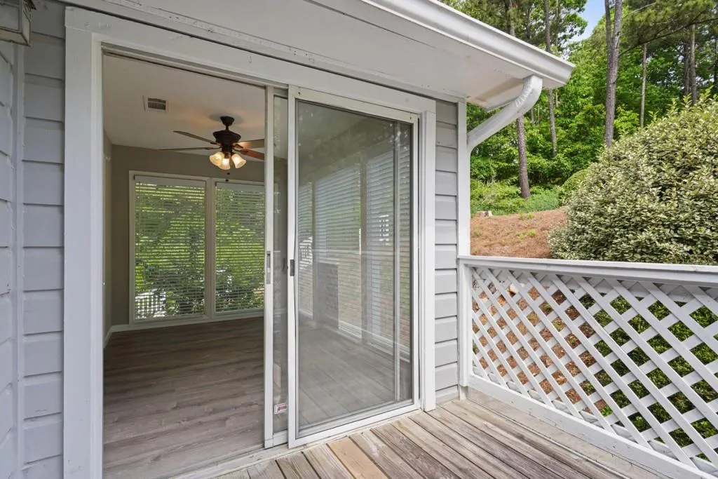 1310 Natchez Trace, Sandy Springs, Georgia 30350, 2 Bedrooms Bedrooms, ,1 BathroomBathrooms,Residential,Sold,1310 Natchez Trace,6877142