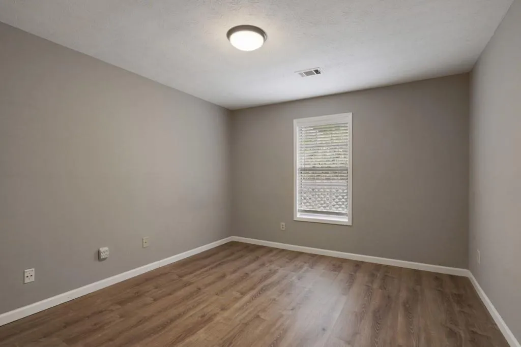 1310 Natchez Trace, Sandy Springs, Georgia 30350, 2 Bedrooms Bedrooms, ,1 BathroomBathrooms,Residential,Sold,1310 Natchez Trace,6877142