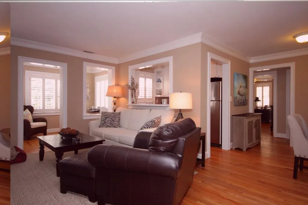 25 Sheridan Drive Ne Unit 8, Atlanta, Georgia 30305, 2 Bedrooms Bedrooms, ,1 BathroomBathrooms,Residential,Sold,25 Sheridan Drive Ne Unit 8,5736456